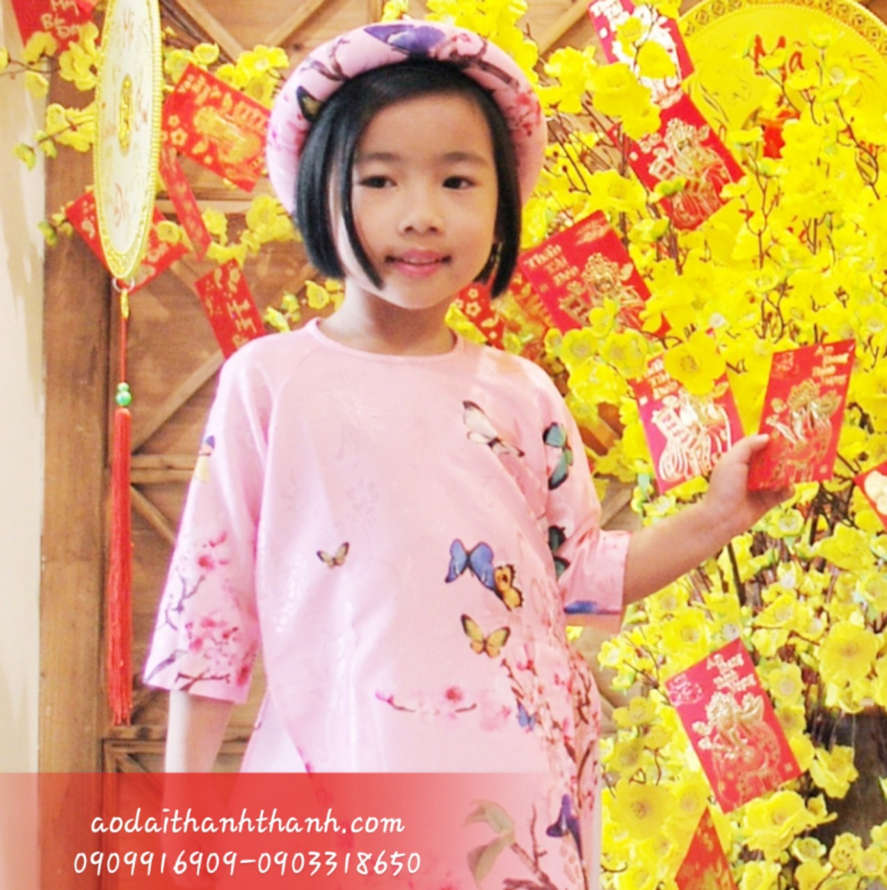 Áo Dài Gấm Bé Gái