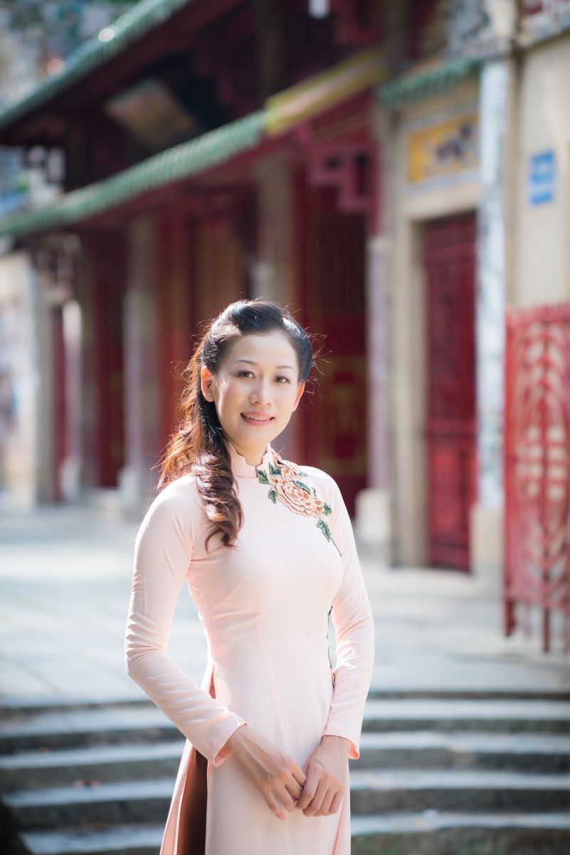 ÁO DÀI TRUYỀN THỐNG THÊU HOA 3D